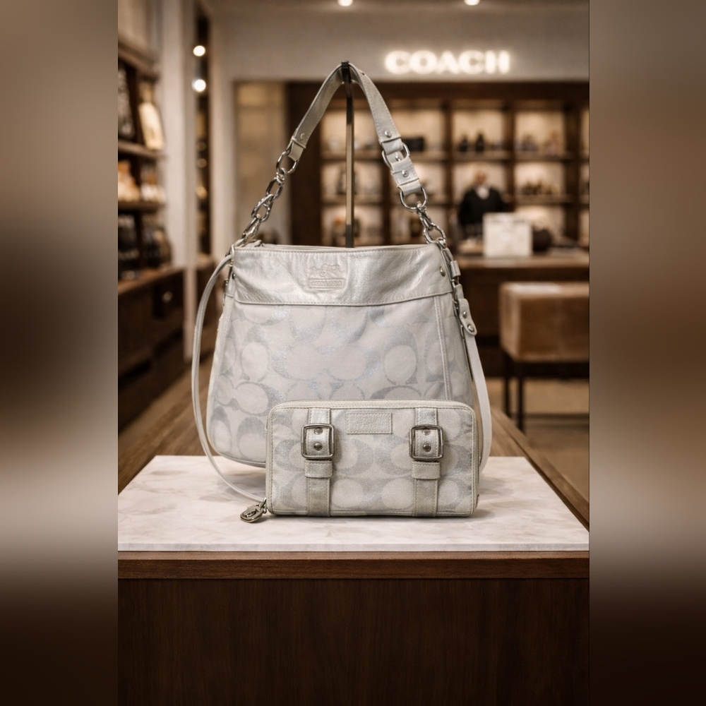Coach Bag And Wallet Cream and Gold Shoulder Bag